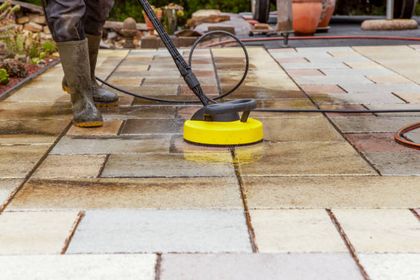 Best Gas Station Cleaning  in Mangonia Park, FL